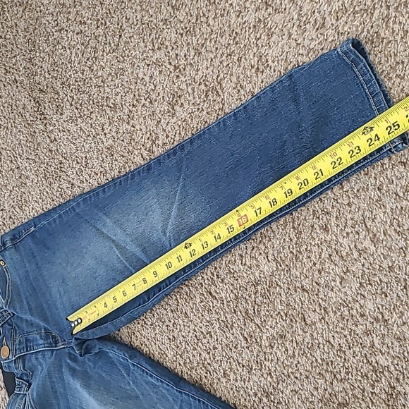 Democracy Mid-Wash  Jeans - Picture 3 of 6